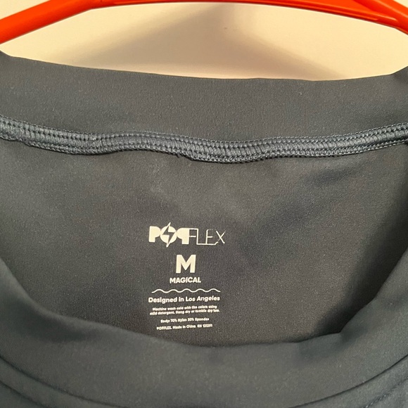 Bundle of 2 - Popflex Open Back Crop Top - Picture 3 of 16